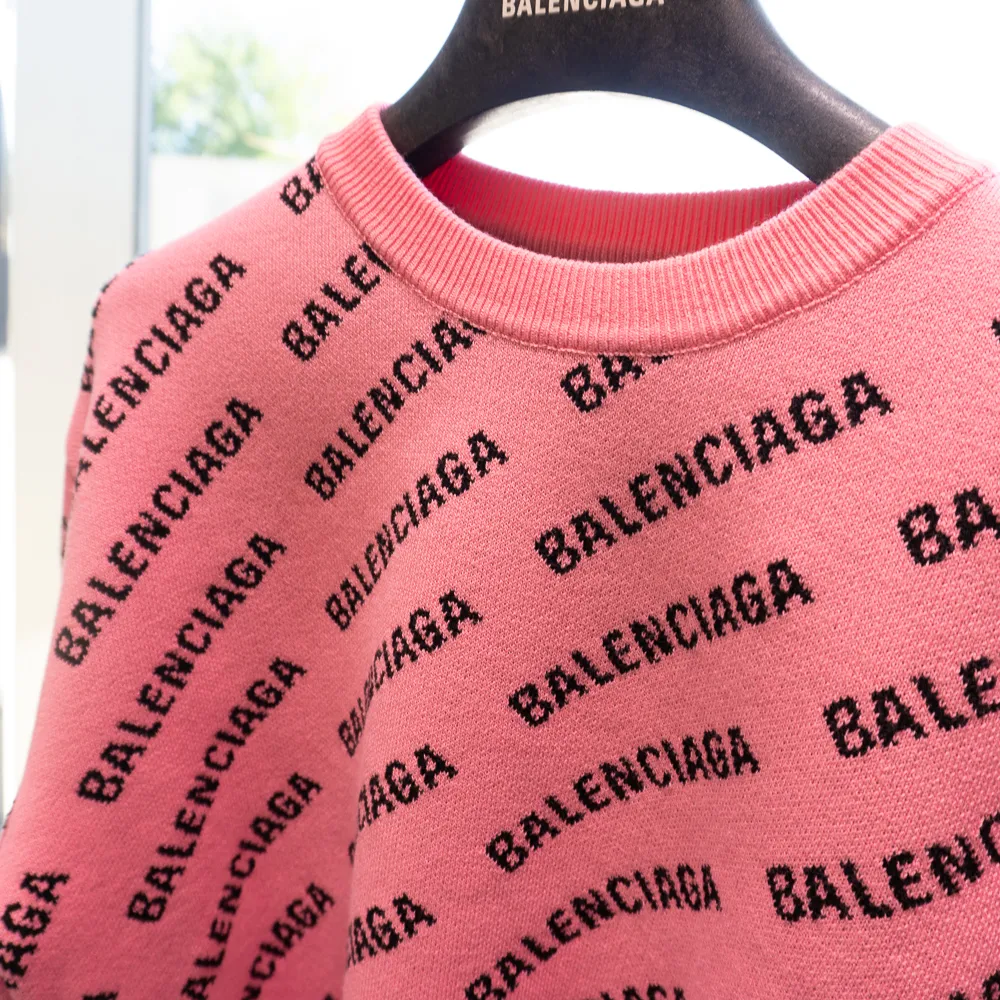 BALENCIAGA  |Outlet V-neck & Crew neck