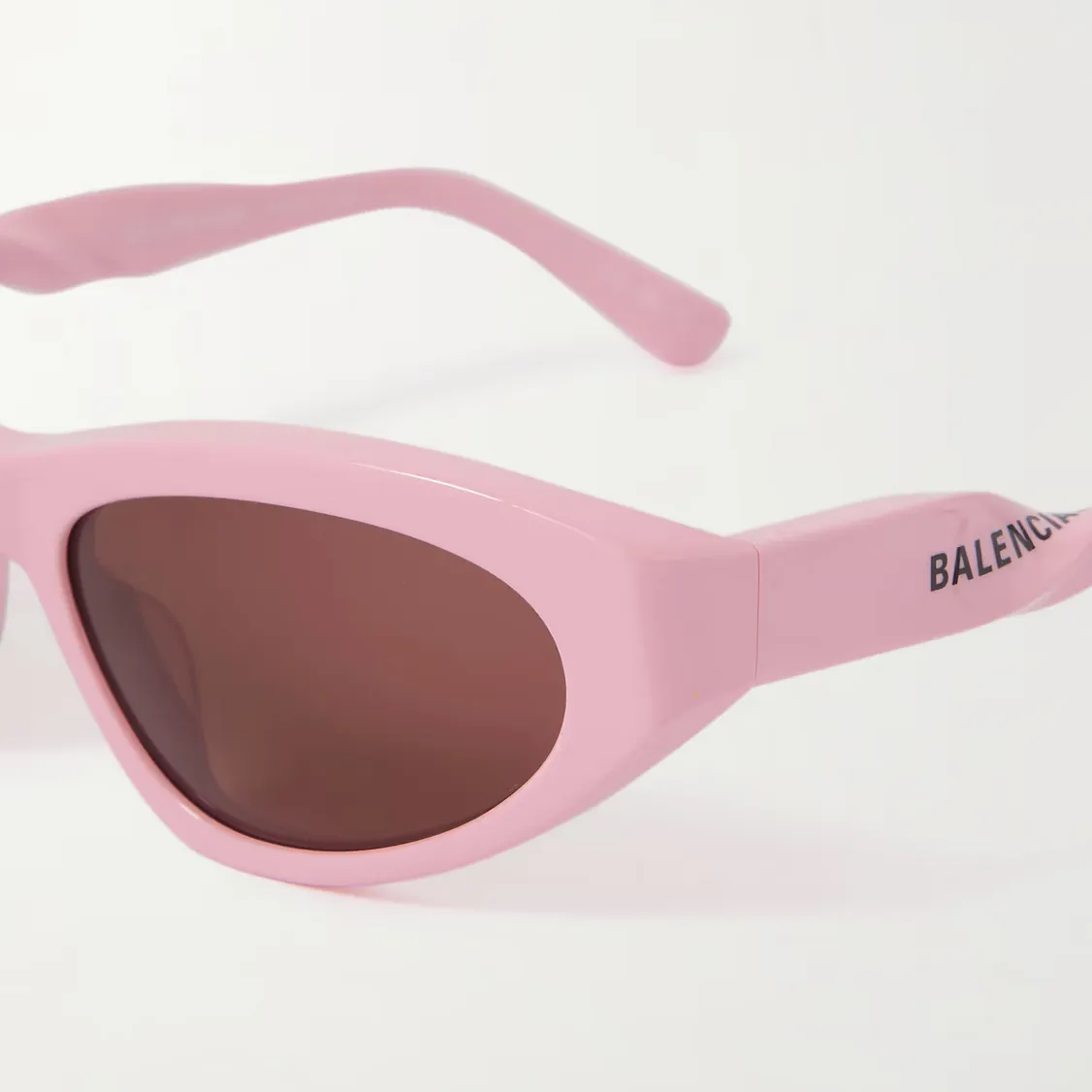 Cat-Eye Sunglasses with a Twist