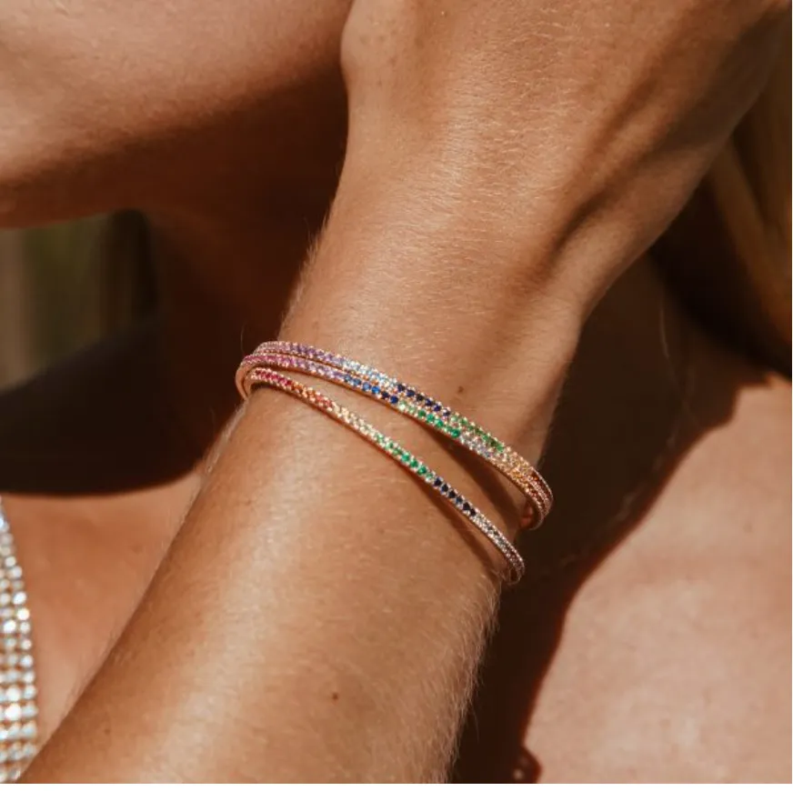 Colorful Bangle: A Vibrant Accessory for All Occasions