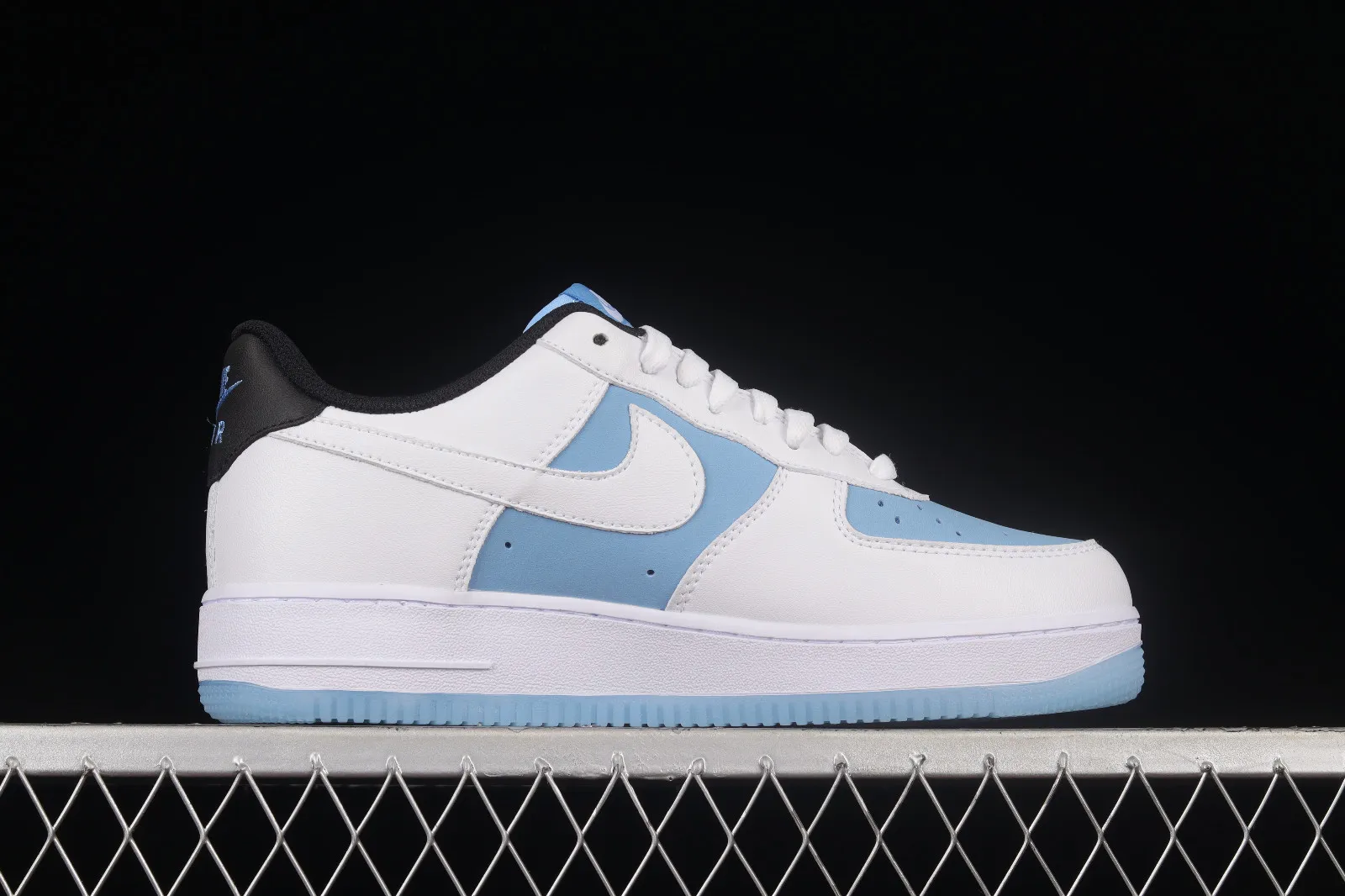 Nike Air Force 1 07 Low University Blue White Black DQ0231-410