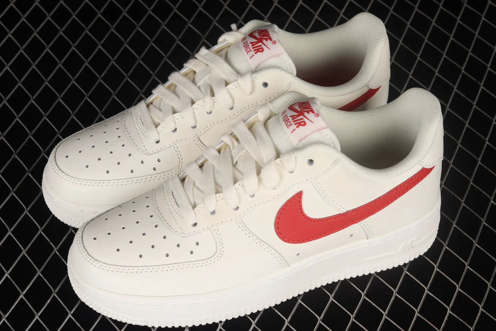 Nike Air Force 1 07 Low White University Red Shoes 315115-126