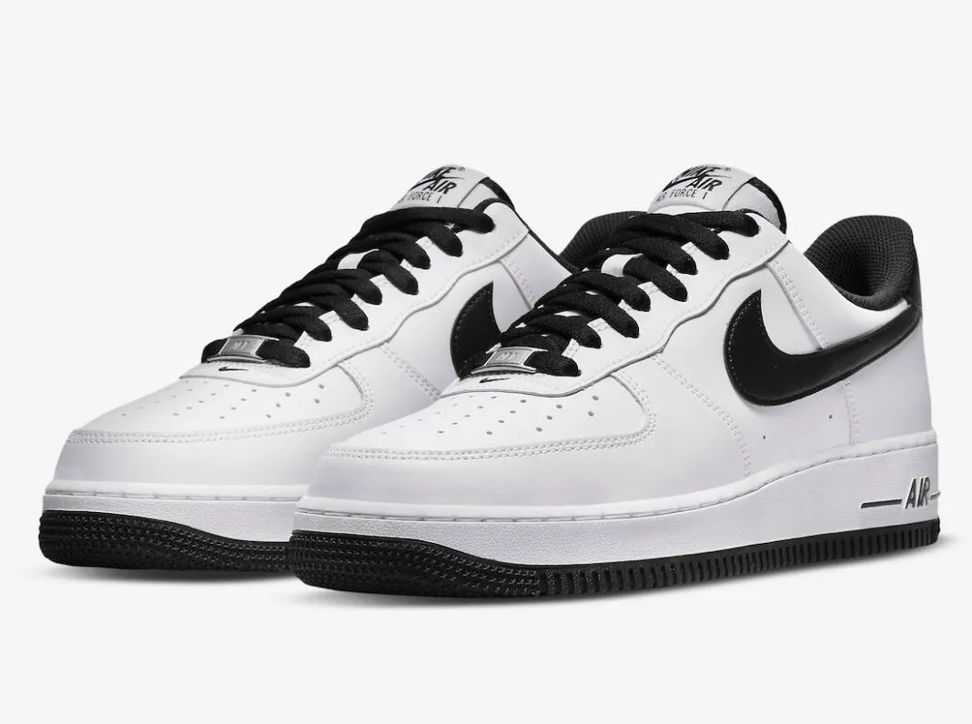 Nike Air Force 1 Low 07 White Black Running Shoes DH7561-102