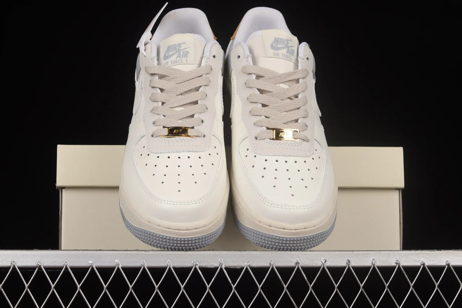 Nike Air Force 1 Low Light Grey White Brown CW2288-702