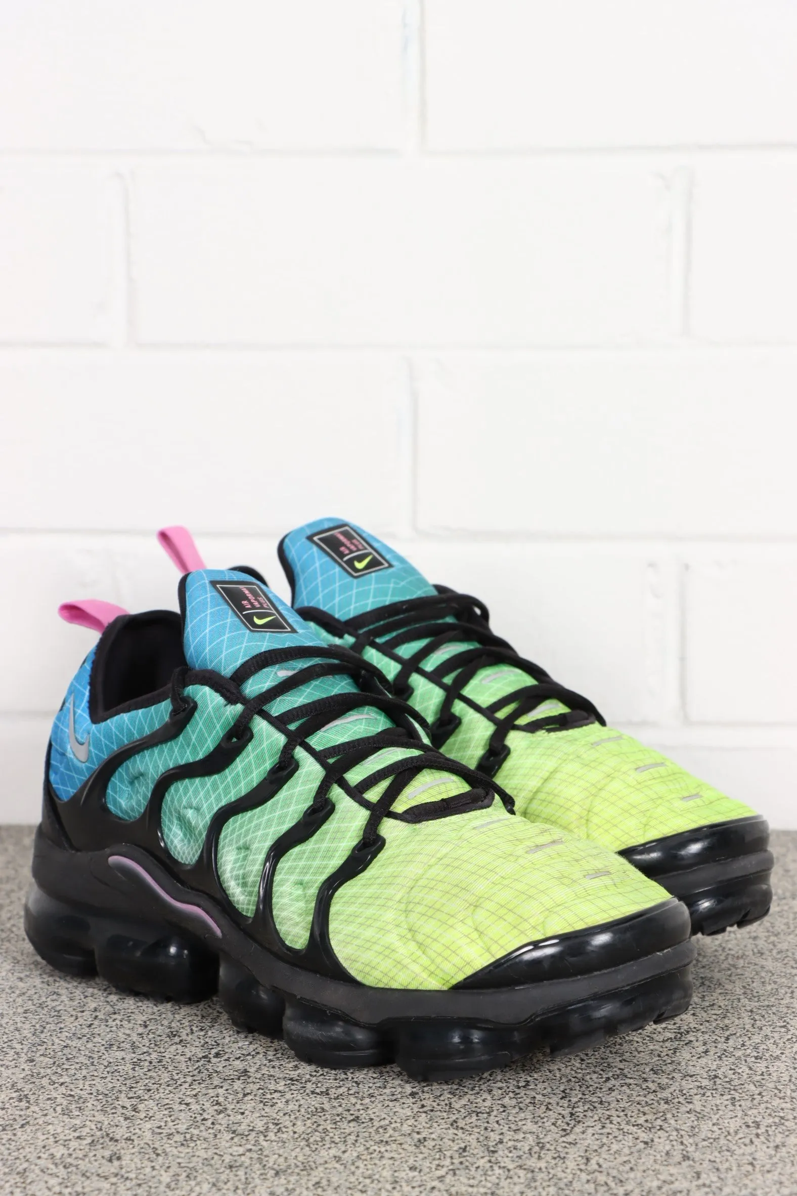 Nike Air Vapor Max Plus Aurora Max 10.5 - Buy Now