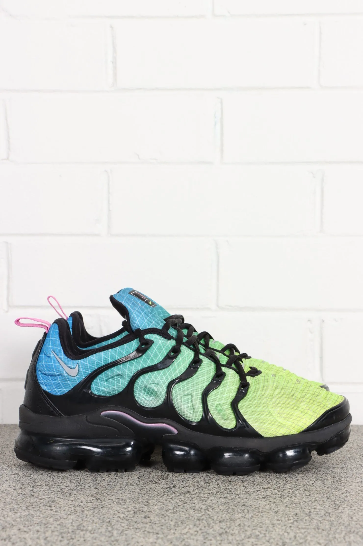 Nike Air Vapor Max Plus Aurora Max 10.5 - Buy Now