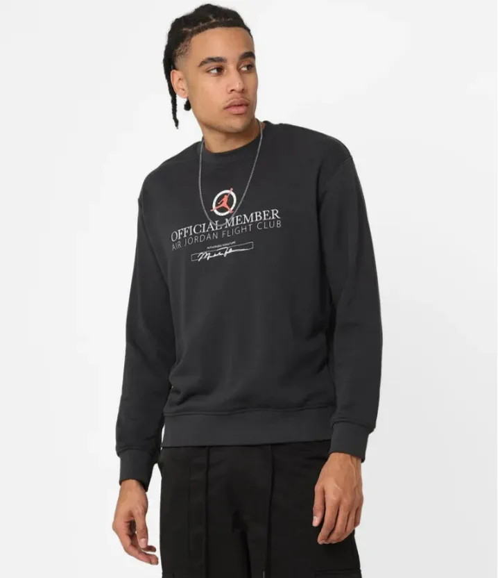 Nike crew neck pullovers with long sleeves - plain cotton sweatshirts