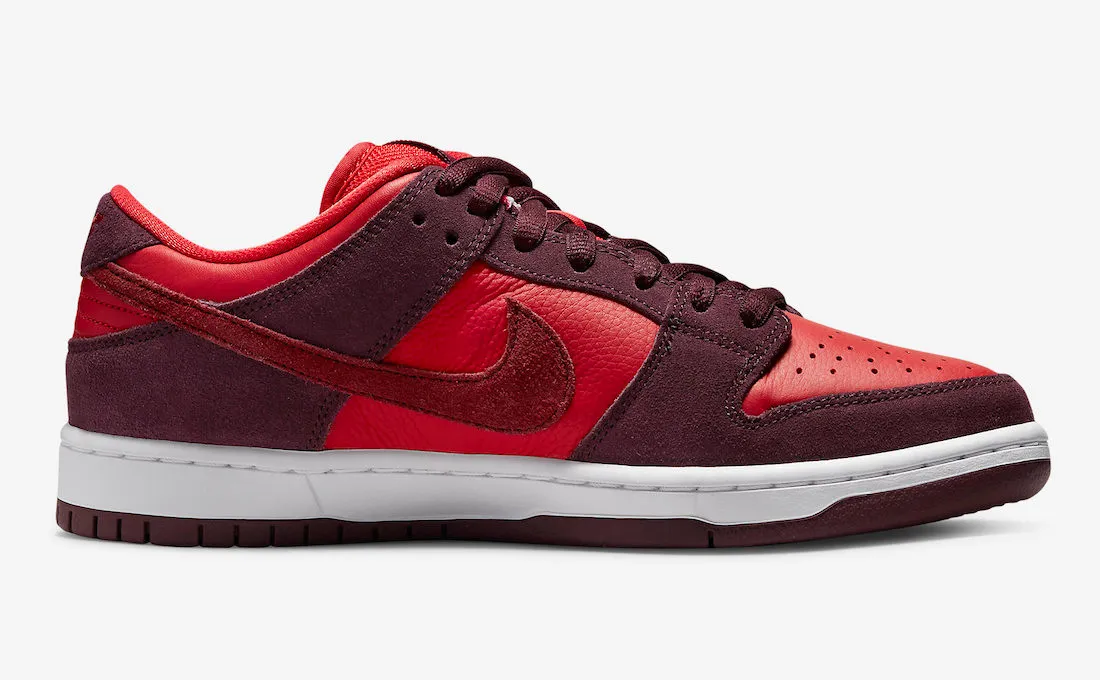 Nike SB Dunk Low Cherry Burgundy Crush Team Red DM0807-600