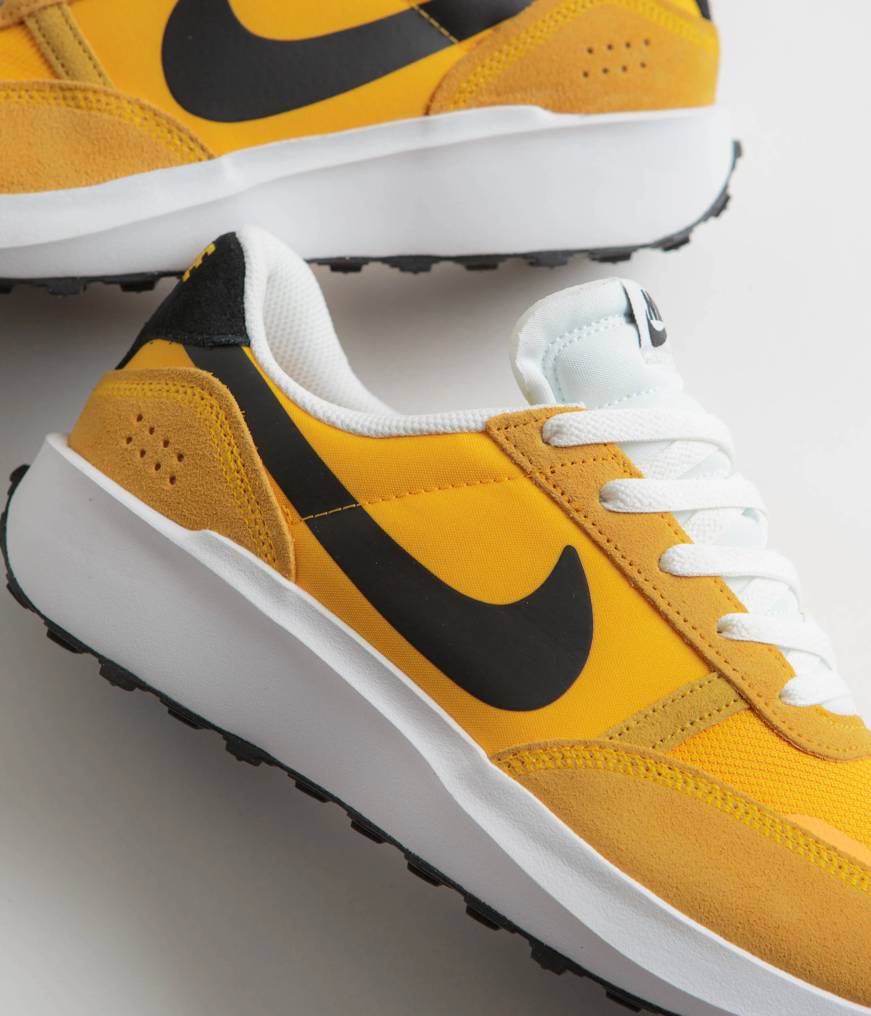 Nike Waffle Nav Shoes - University Gold - Black - White - Gold Leaf