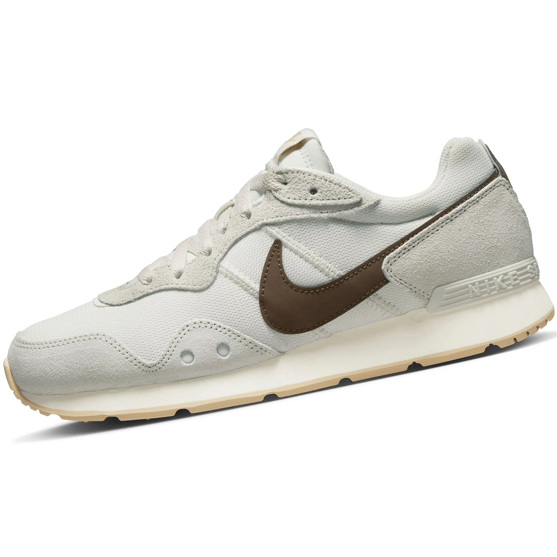 Nike Women's Venture Runner Athletic Shoes | CK2948-007