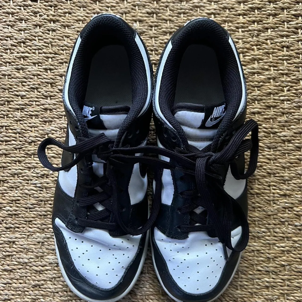 Nike Women's Black and White Trainers