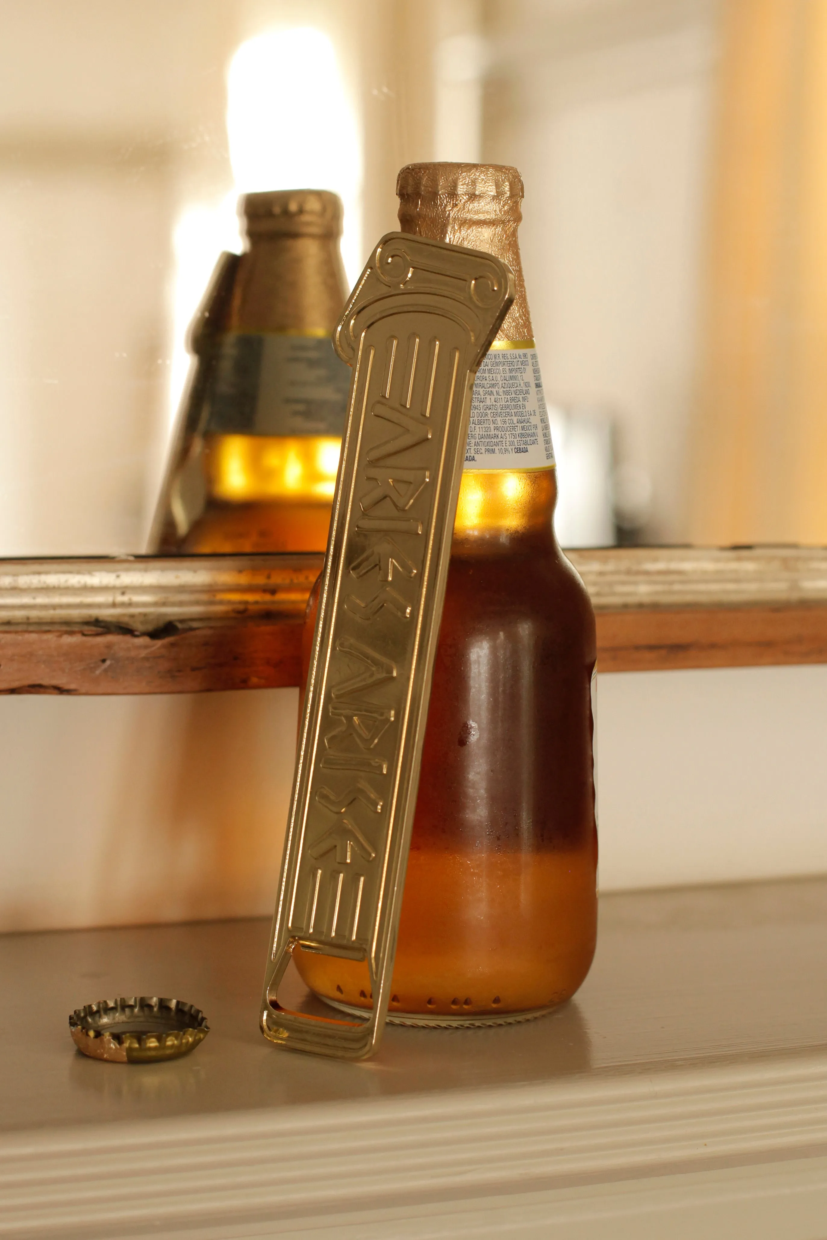 Opener for Bottles - Column Design - Top Quality