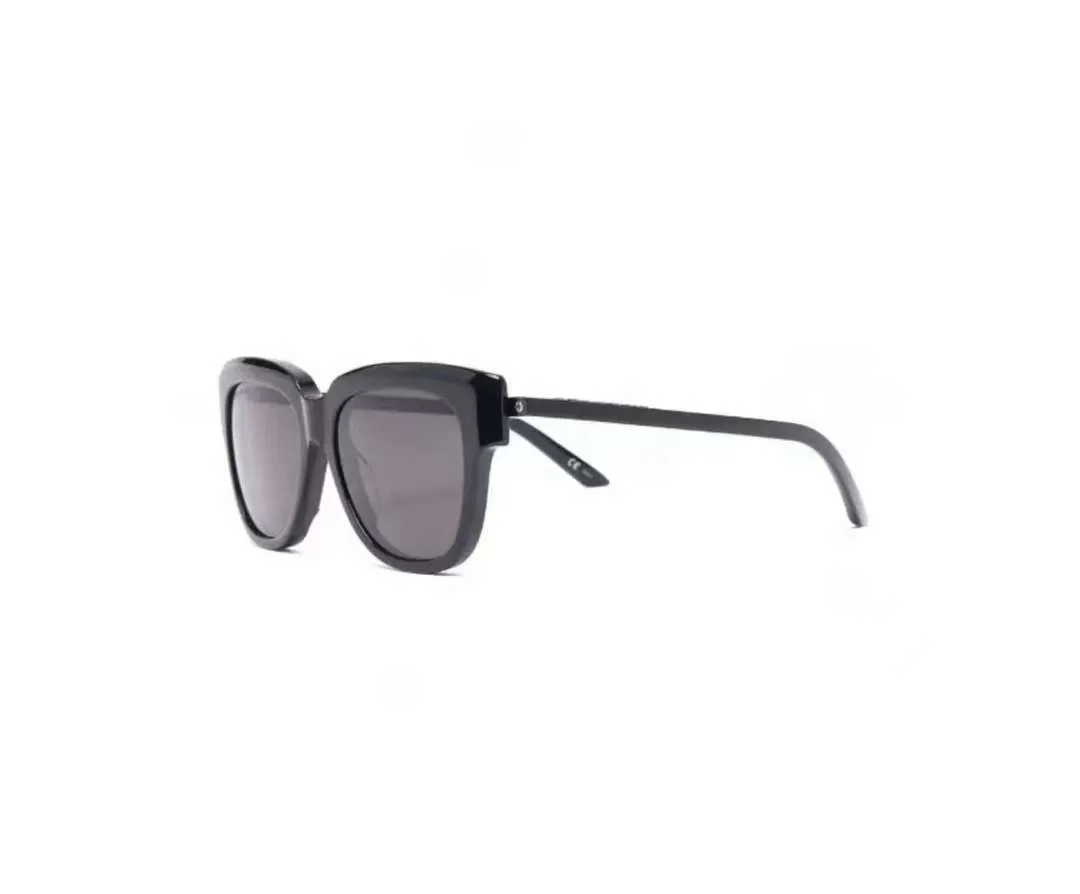 Square Rimmed Sunglasses.