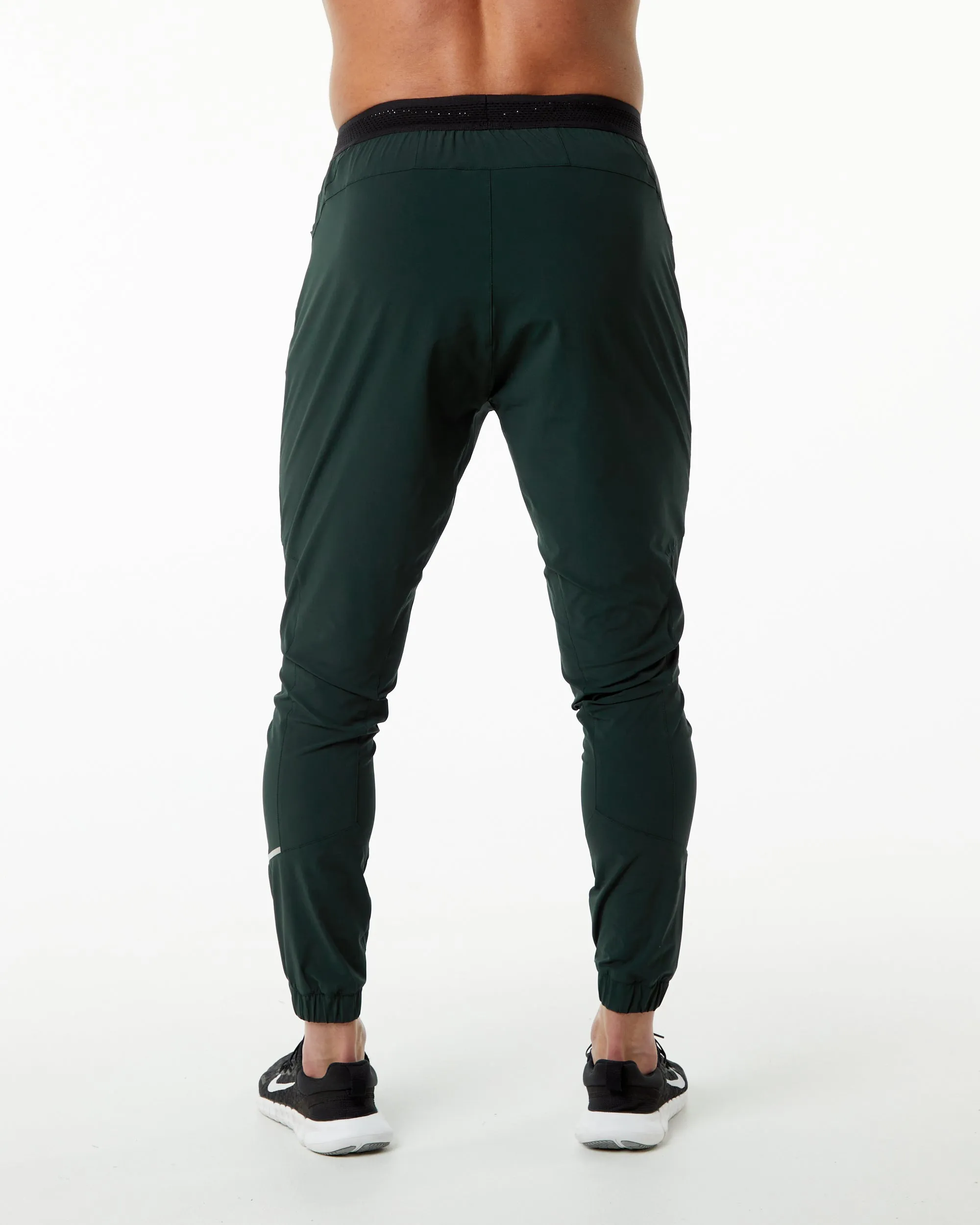 Studio Pants in Hunter Green