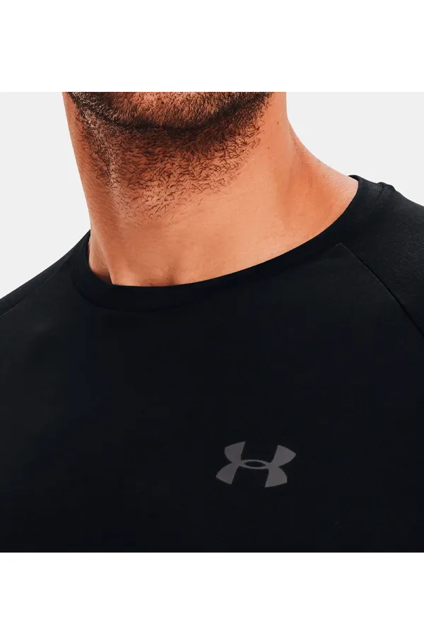 Under Armour Long Sleeve Tech Tee in Black.