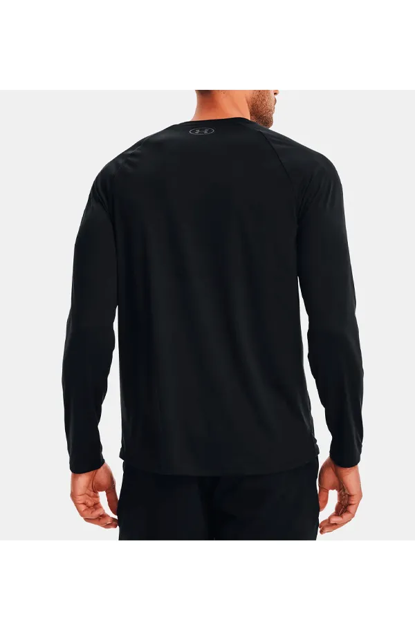 Under Armour Long Sleeve Tech Tee in Black.