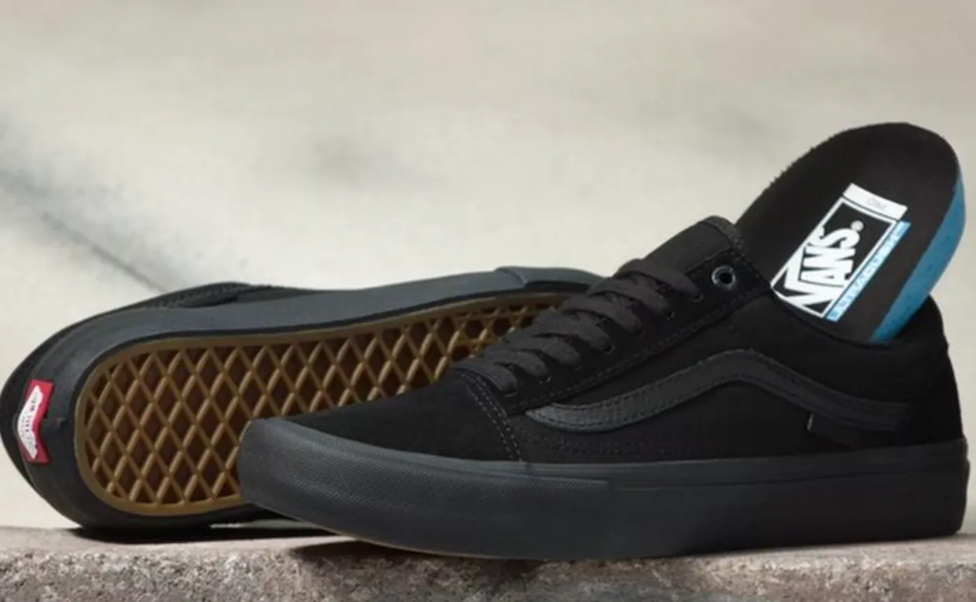 Vans Old Skool Skateboarding Shoe